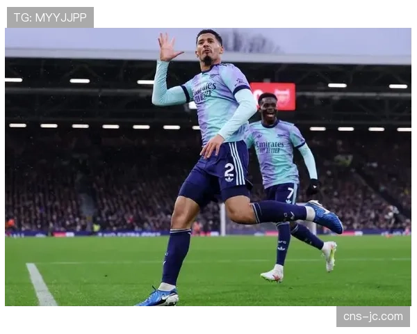 半场战报：阿森纳1-0暂领先巴萨，萨卡推射破门