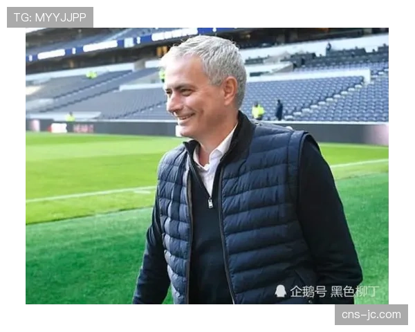 赛前训练开放日，记者观察到美因茨重点演练了由后场发动纵深直塞的套路